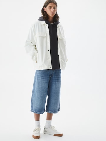 Pull&Bear Between-Season Jacket in White