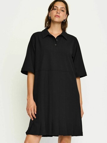 Soft Rebels Puseromekko ' Vilja ' värissä musta: etupuoli