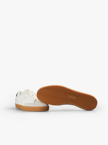 Scalpers Platform trainers 'Marnie' in White