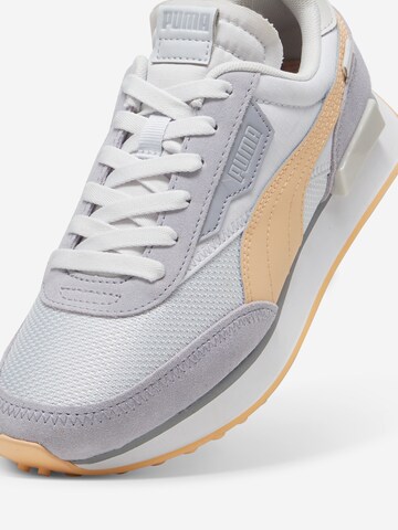 Sneaker low 'Future Rider' de la PUMA pe argintiu