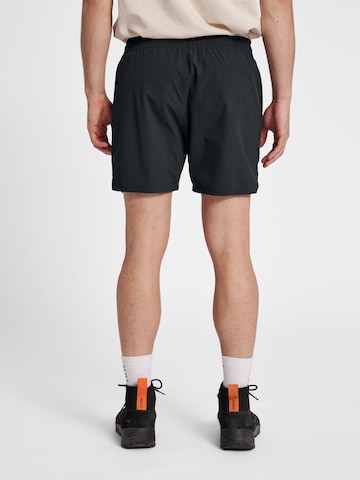 HALO Regular Shorts in Schwarz