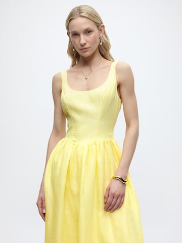 Bardot Kleid 'LAWRENCE' in Gelb