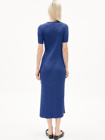 ARMEDANGELS Gebreide jurk 'Elainaas' in Blauw