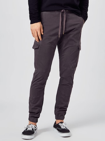 INDICODE JEANS Tapered Cargo Pants 'Levy' in Grey: front