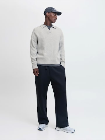 Pulover de la JACK & JONES pe gri
