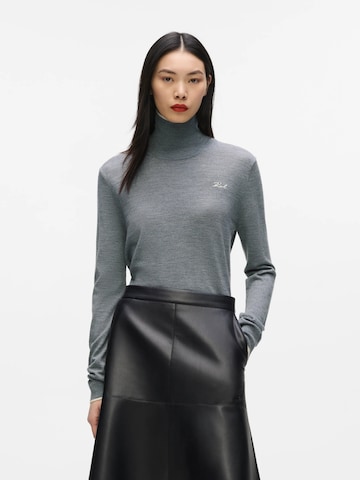 Karl Lagerfeld Sveter - Sivá: predná strana