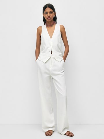 Regular Pantalon à pince Pull&Bear en blanc : devant