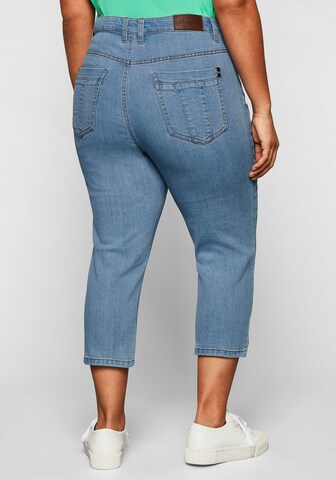 SHEEGO Slimfit Jeans in Blau