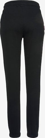 LASCANA Pyjamahose in Schwarz