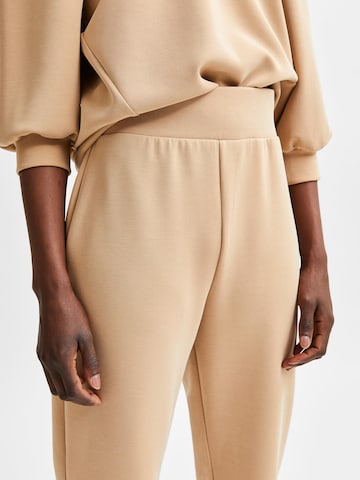 SELECTED FEMME Tapered Broek 'Tenny' in Beige