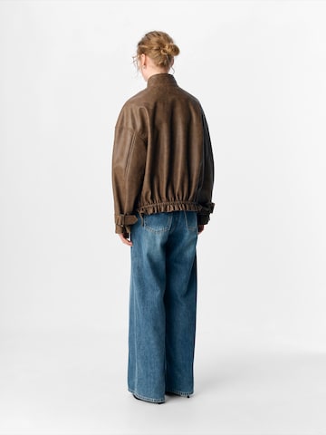 Veste mi-saison 'OBJLAMA' OBJECT en marron