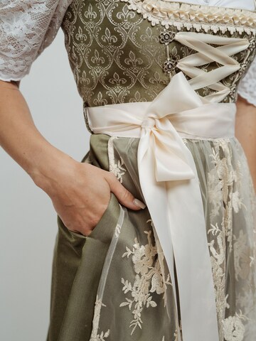 Hofglanz Dirndl in Green