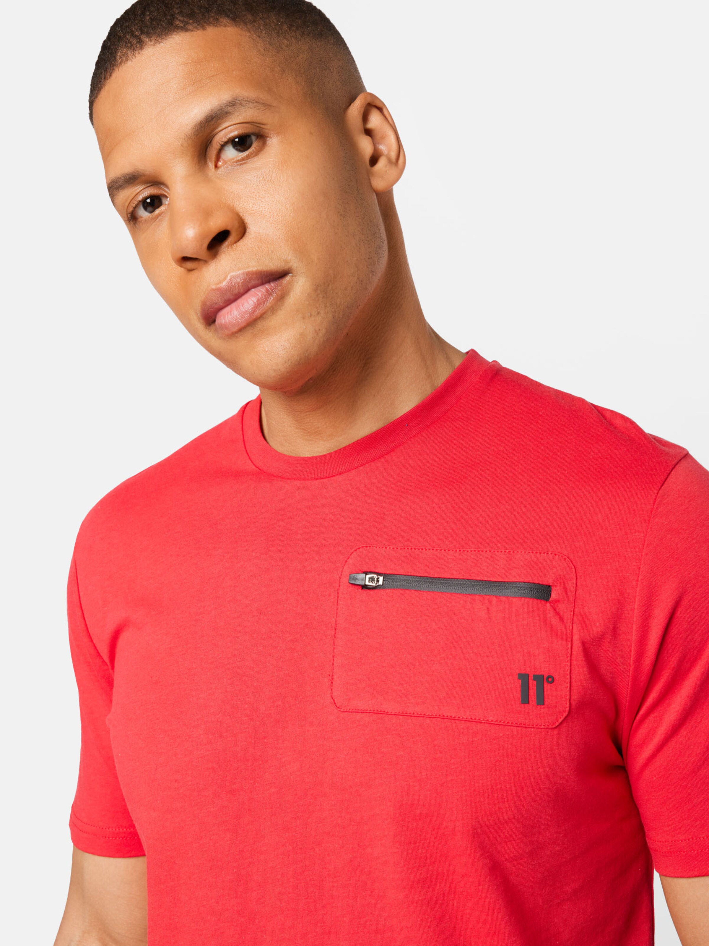 Männer Shirts 11 Degrees T-Shirt in Rot - WU54280 Männer Shirts 11 Degrees T-Shirt in Rot - WU54280
