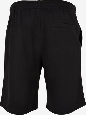 Urban Classics Regular Pants in Black