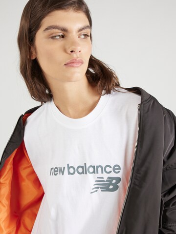 new balance T-Shirt in Weiß