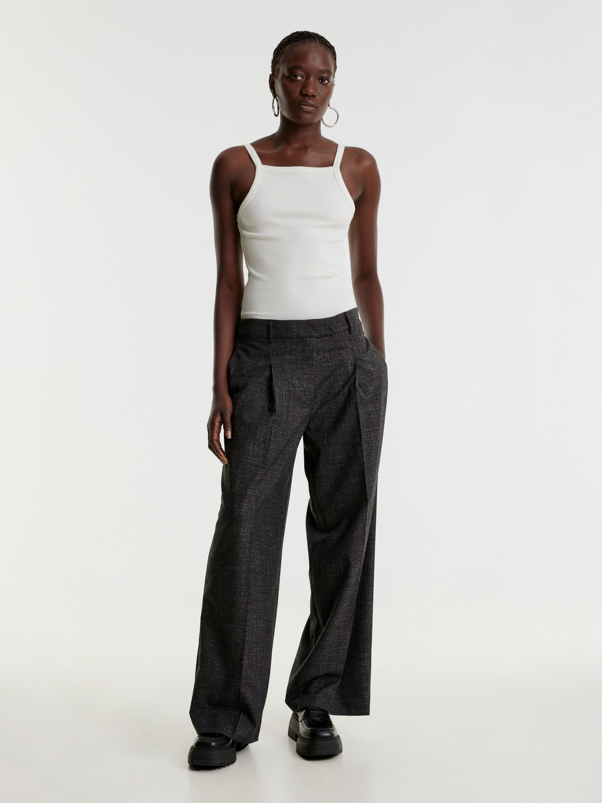 EDITED Produits Pantalon 'Anny' gris