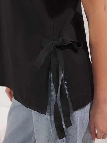 Trendyol Koszulka w kolorze czarny