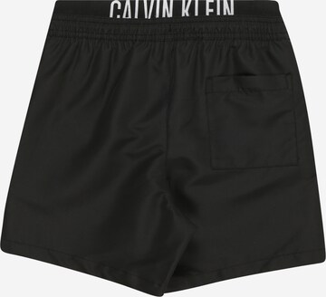 Calvin Klein Swimwear Regular Uimashortsit 'Intense Power' värissä musta