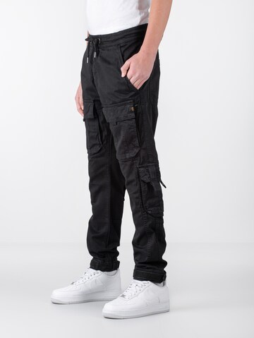 ALPHA INDUSTRIES Regular Jogginghose 'Sergeant Jogger Pants' in Schwarz