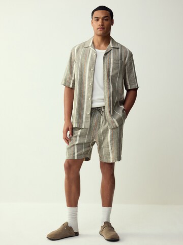 Next Regular Fit Hemd in Grün