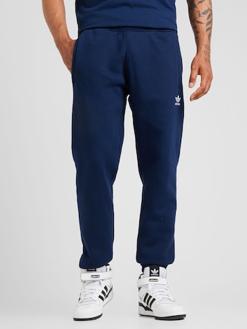 Tapered Pantaloni 'Essential' de la ADIDAS ORIGINALS pe albastru: față