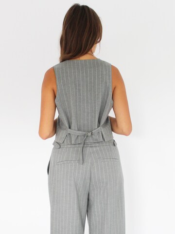 Honnête Atelier Vest 'Manon' in Grey