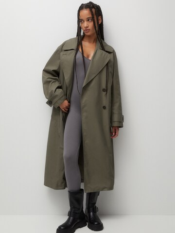 Pull&Bear Between-Seasons Coat in Green: front