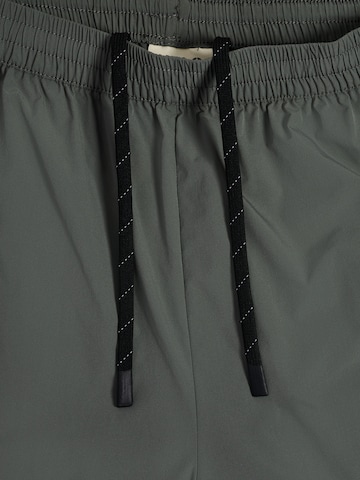 HALO Regular Broek in Grijs