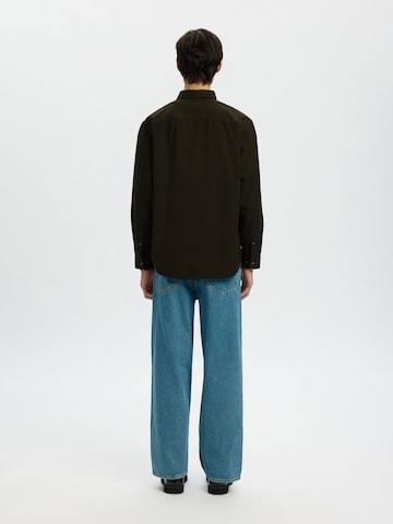 SELECTED Regular fit Skjorta 'SLHNOAH' i grön