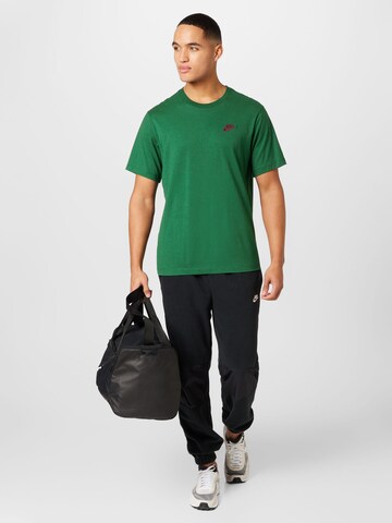 Nike Sportswear Regular Fit T-Shirt 'Club' in Grün