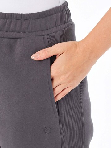 Organication Regular Pants in Grey