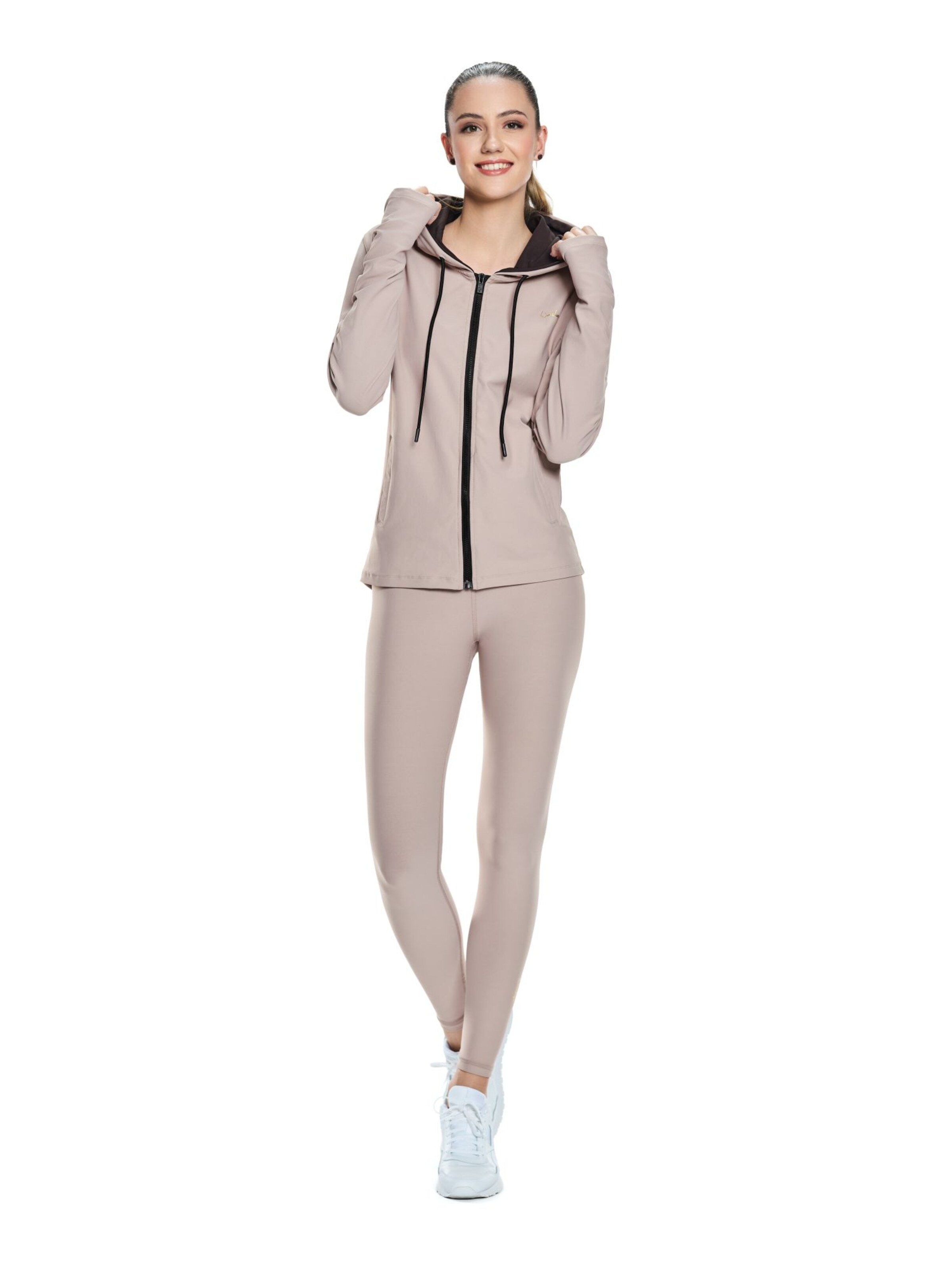 Veste mi-saison 'J008C' Winshape en beige