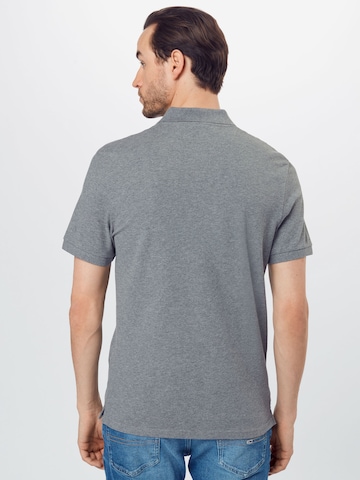 T-Shirt Lyle & Scott en gris