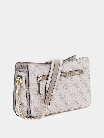 GUESS Axelremsväska 'Zamira' i grå
