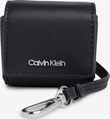 Porte-monnaies Calvin Klein en noir : devant