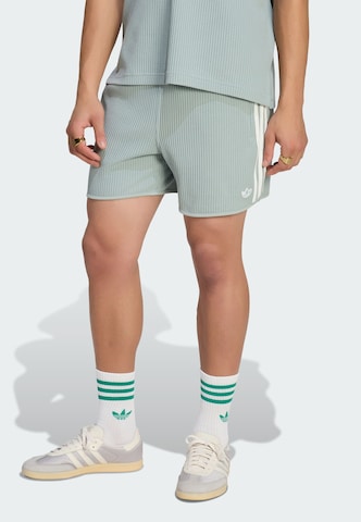 Loosefit Pantalon 'Sprinter' ADIDAS ORIGINALS en vert : devant