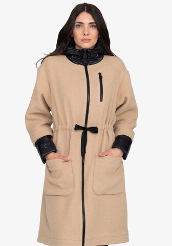 Sportalm Kitzbühel Winter Coat in Beige: front