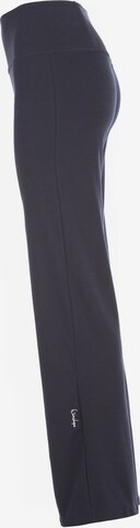 Flared Pantaloni sportivi 'WH3' di Winshape in blu