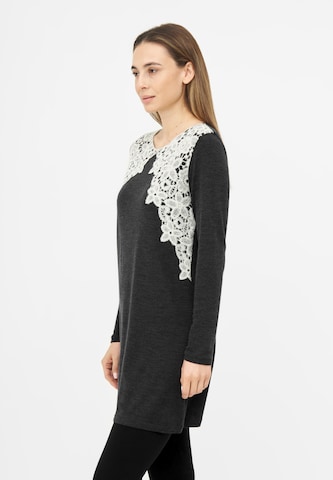 TOOche Shirt 'Silver Bloom' in Black