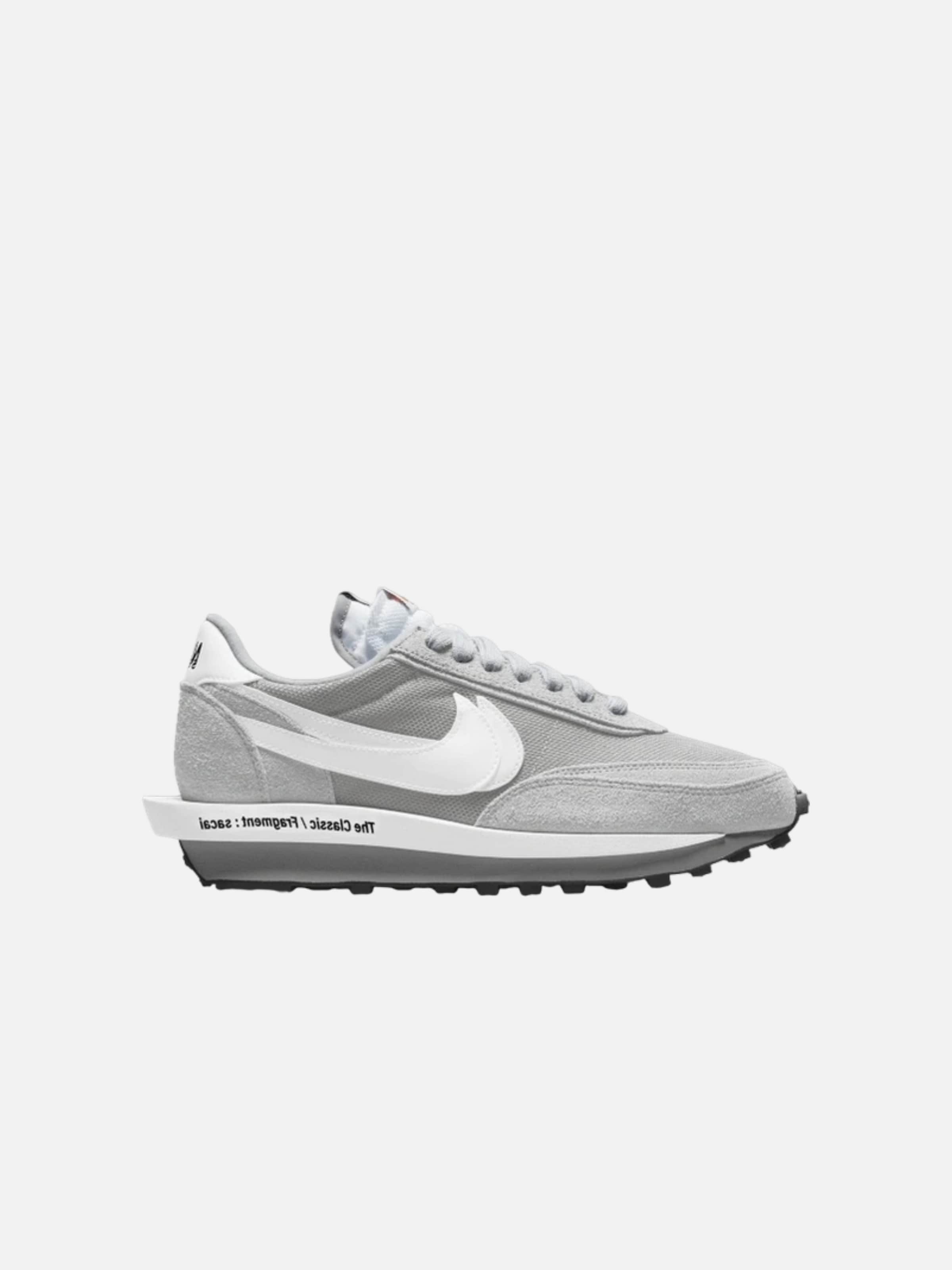Sneaker bassa 'LD Waffle Sacai' di NIKE in grigio: frontale