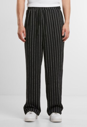 Urban Classics Flared Pants in Black: front