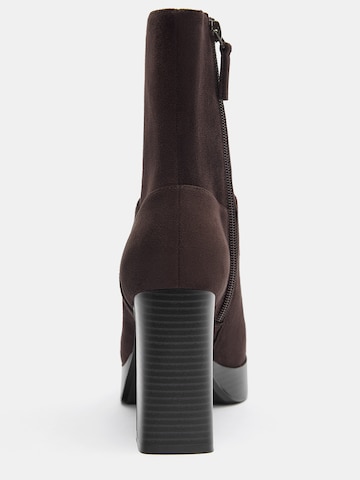Pull&Bear Stiefelette in Braun