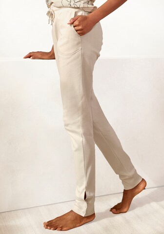 LASCANA Tapered Trousers in Beige