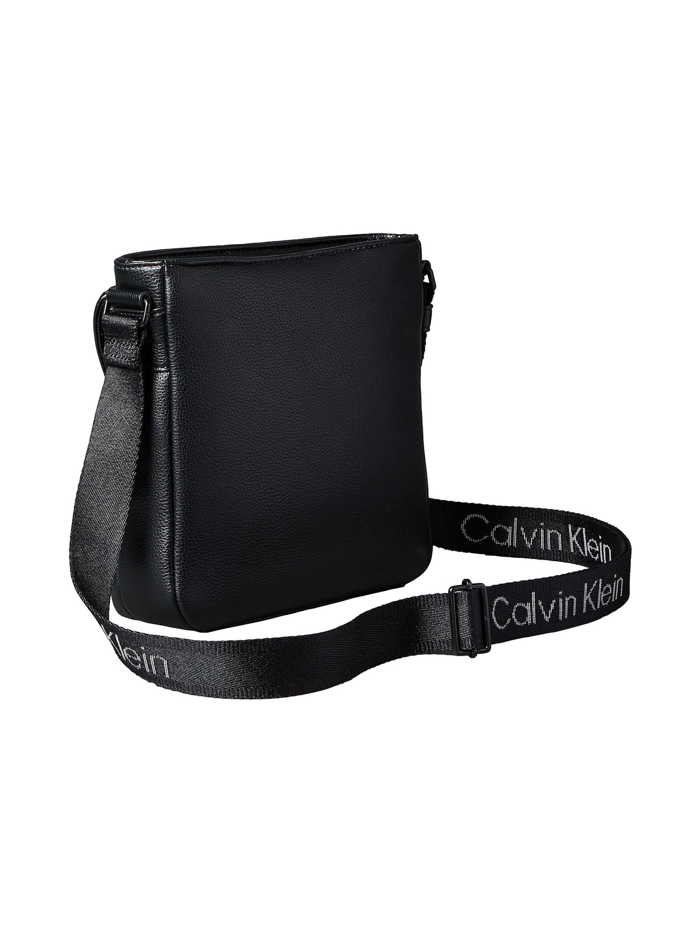 Calvin Klein Crossbody Bag in Black