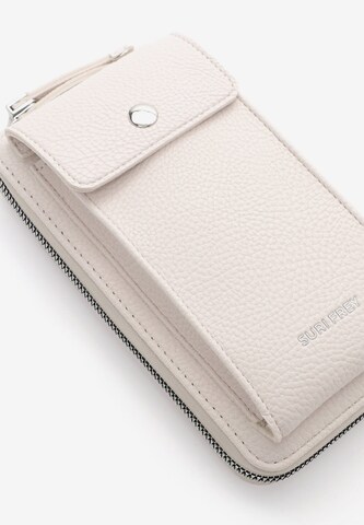 Suri Frey Smartphonehoesje 'Freddy' in Beige