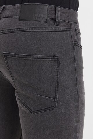 !Solid - regular Vaquero 'Moyat' en gris
