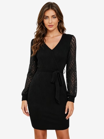 KoJooin Kleid in Schwarz: Vorderseite