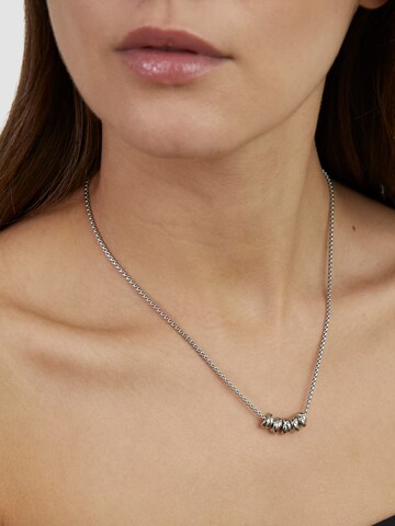 s.Oliver Kette in Silber