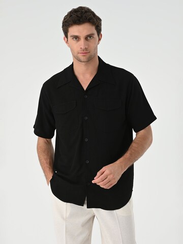 Regular fit Camicia di Antioch in nero: frontale