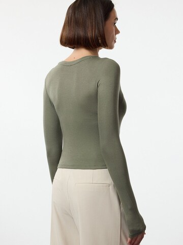 T-shirt Trendyol en vert